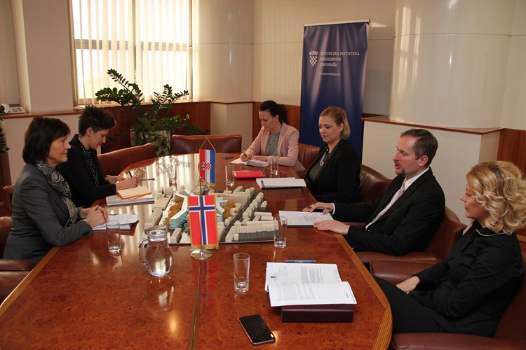 Slika /slike/vijesti naslovnica/22-02-2017- sastanak s veleposlanicom Kraljevine Norveške/IMG_2618.JPG